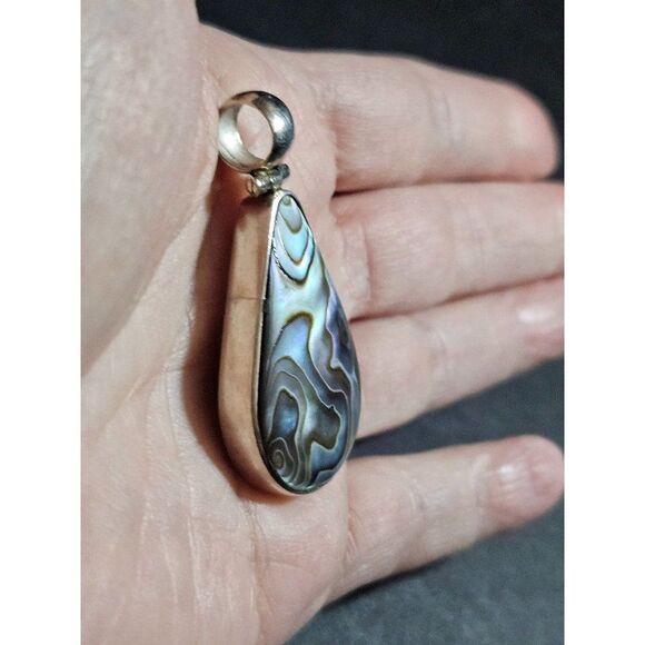 *Sale* Sterling silver abalone pendant - Picture 6 of 10